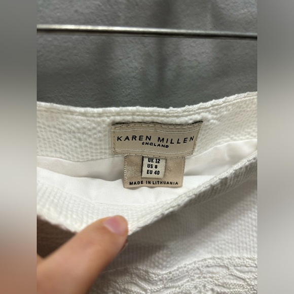 Vintage Karen Millen White Lace Midi/Maxi Skirt with suede/bead belt detailing - Picture 4 of 5